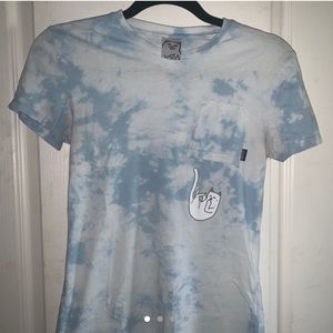 -blue tiedye tip dip shirt